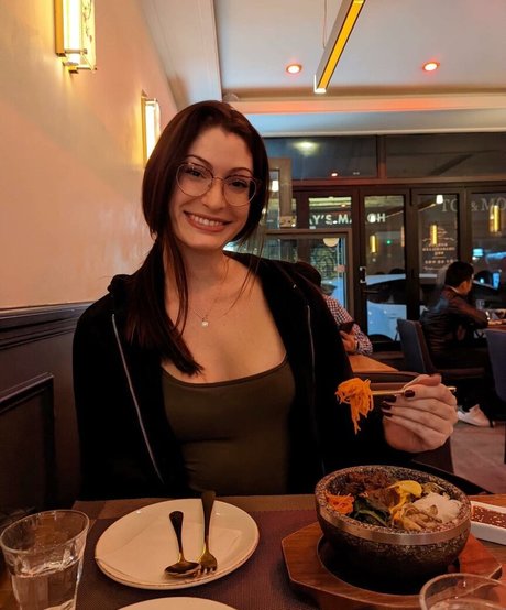 Kimberly Apasara Thomas