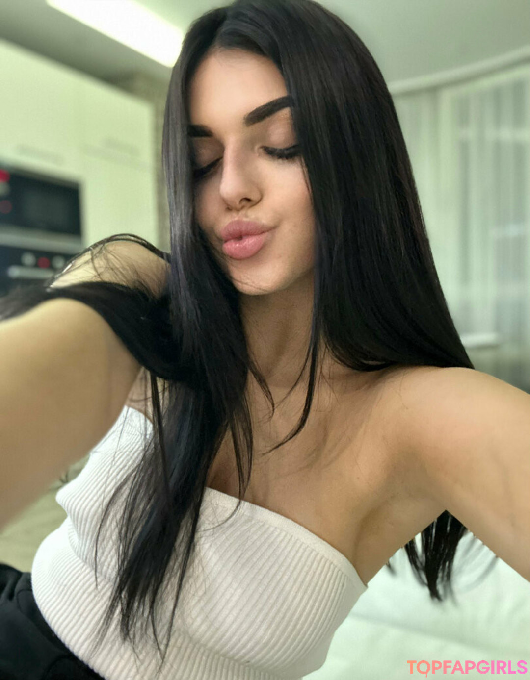 Foto desnuda filtrada de OnlyFans de Aliiafairy #20 Foto desnuda filtrada de OnlyFans de Aliiafairy #20