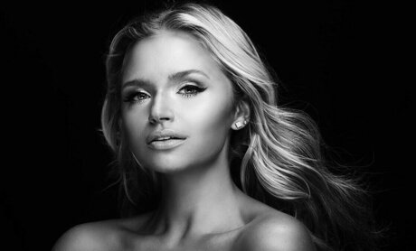 Veronika Dash