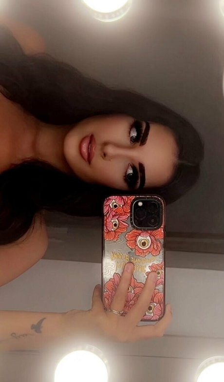 Raelynn77