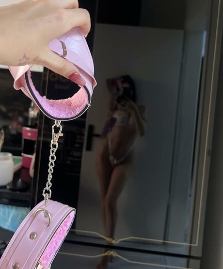 Foto desnuda filtrada de OnlyFans de Cer