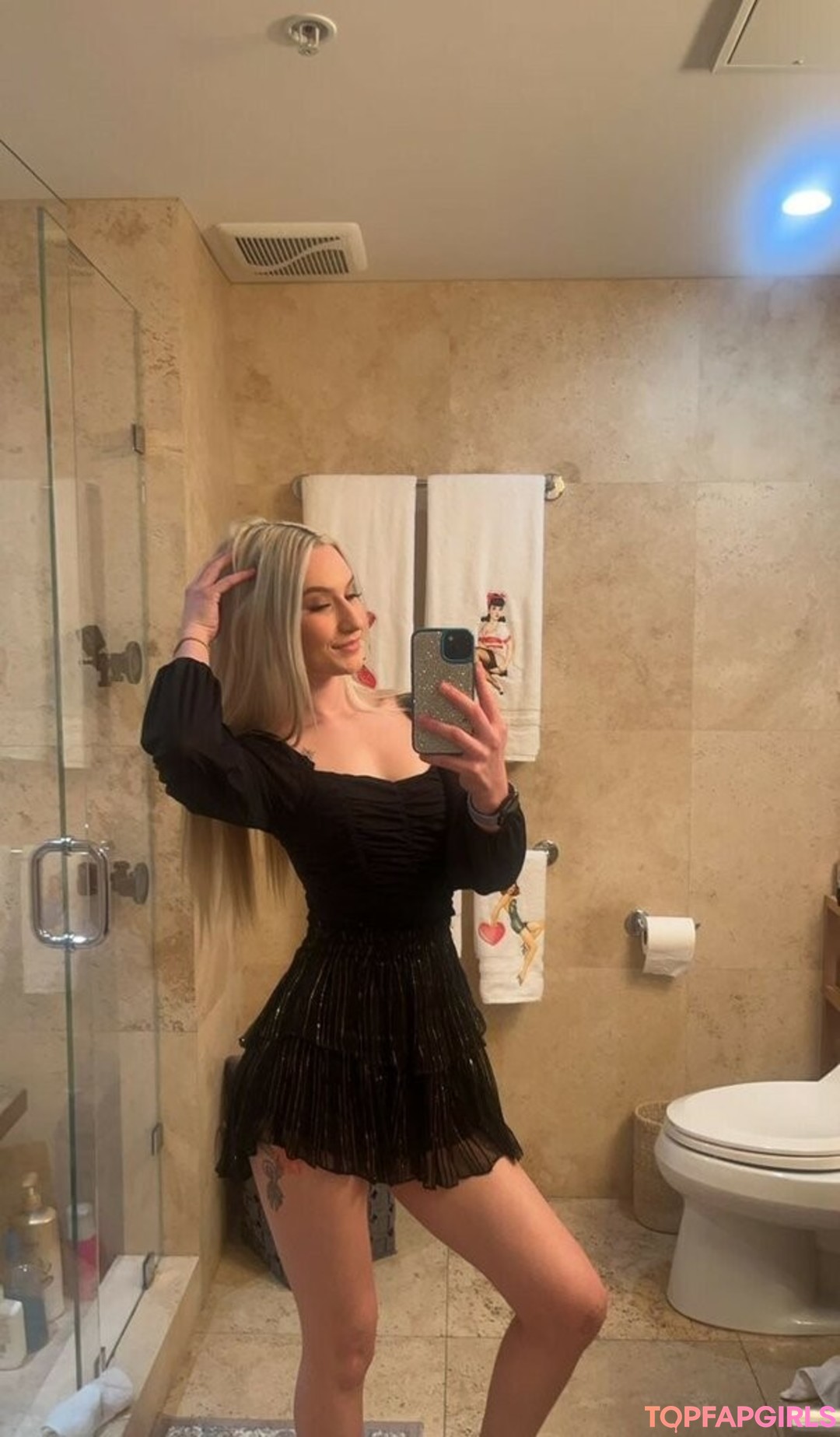 Foto desnuda filtrada de OnlyFans de Roxanne Rhodes #6 Foto desnuda filtrada de OnlyFans de Roxanne Rhodes #6