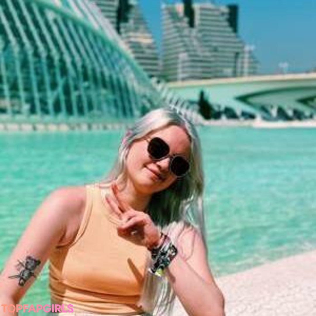 Foto desnuda filtrada de OnlyFans de Larissa Zeeuwe #6 Foto desnuda filtrada de OnlyFans de Larissa Zeeuwe #6