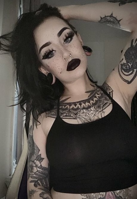 Danni Lee