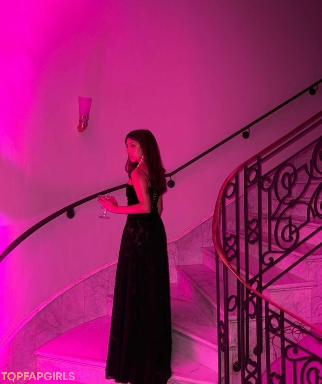 Foto desnuda filtrada de OnlyFans de Africa Dalia Ot #41 Foto desnuda filtrada de OnlyFans de Africa Dalia Ot #41