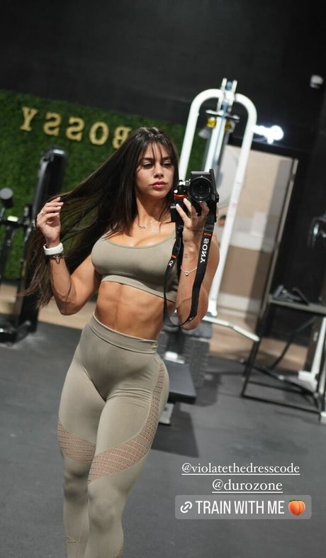 Foto desnuda filtrada de OnlyFans de Hyllary Oliveira