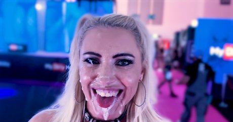 Daynia Videos