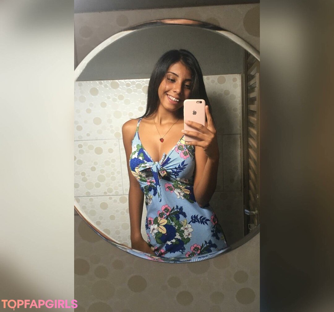 Foto desnuda filtrada de OnlyFans de Maria Gabriela #1 Foto desnuda filtrada de OnlyFans de Maria Gabriela #1