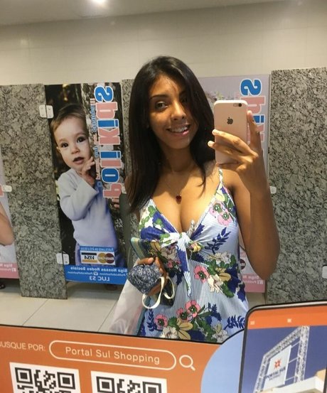 Foto desnuda filtrada de OnlyFans de Maria Gabriela