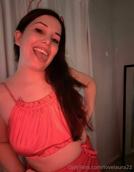 Lovelaura22
