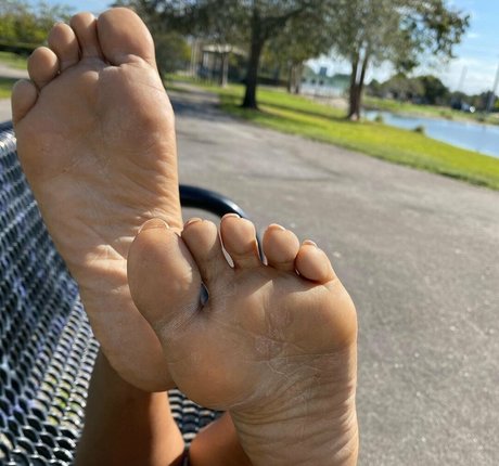 Foto desnuda filtrada de OnlyFans de Imenacarlisle