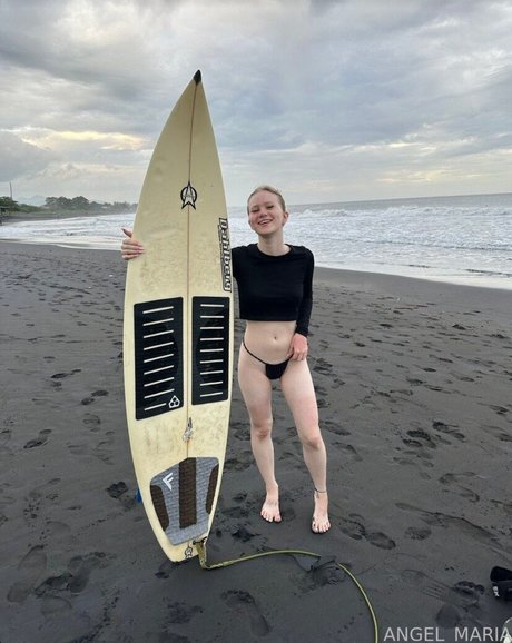 Foto desnuda filtrada de OnlyFans de Maria Angel