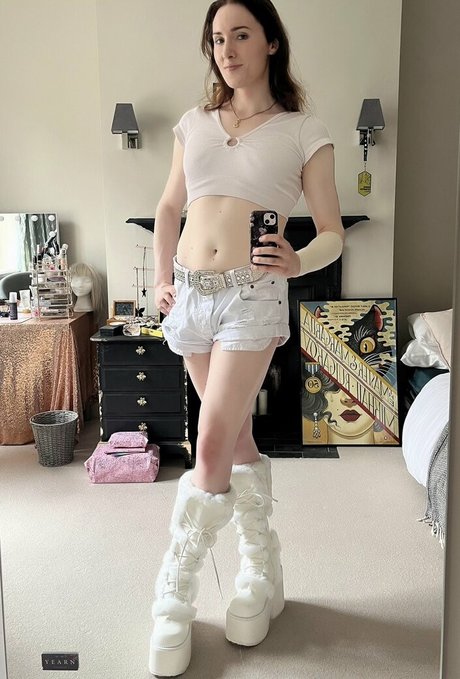 Abigail Thorn