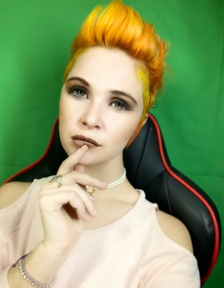 Cherryfoxjk