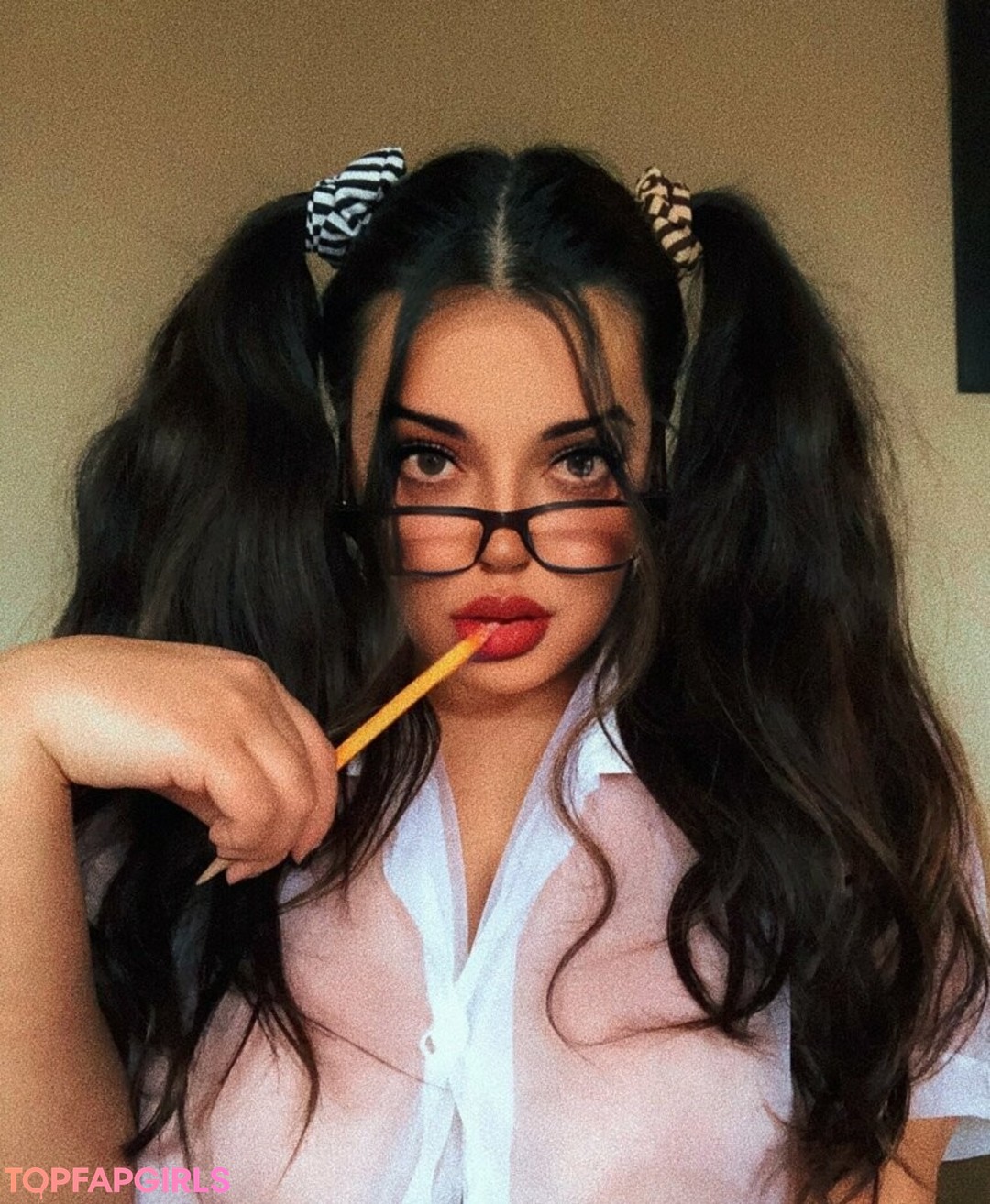 Foto desnuda filtrada de OnlyFans de Spicyybaby #21 Foto desnuda filtrada de OnlyFans de Spicyybaby #21