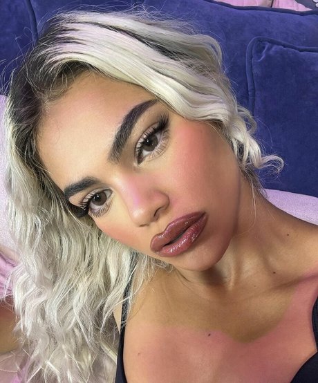 Foto desnuda filtrada de OnlyFans de Shelynna