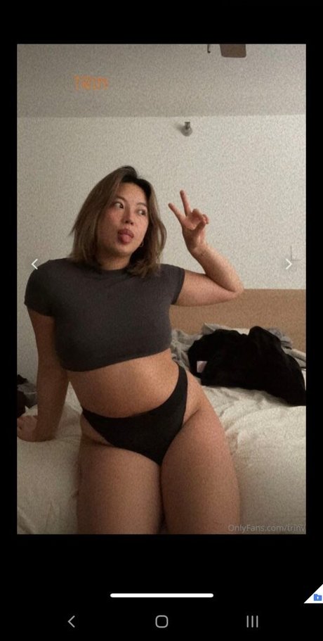 Foto desnuda filtrada de OnlyFans de Trinity Vang Hmong