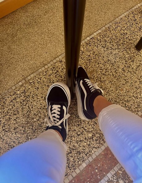 Foto desnuda filtrada de OnlyFans de Clomaj