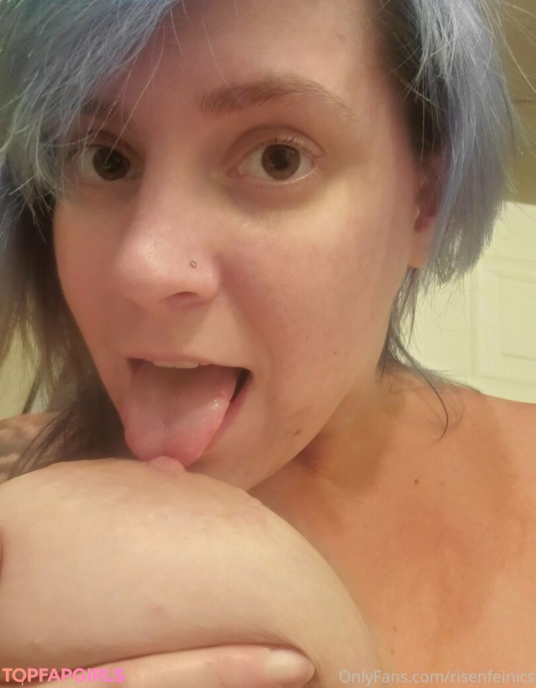 Foto desnuda filtrada de OnlyFans de Risenfeinics #70 Foto desnuda filtrada de OnlyFans de Risenfeinics #70