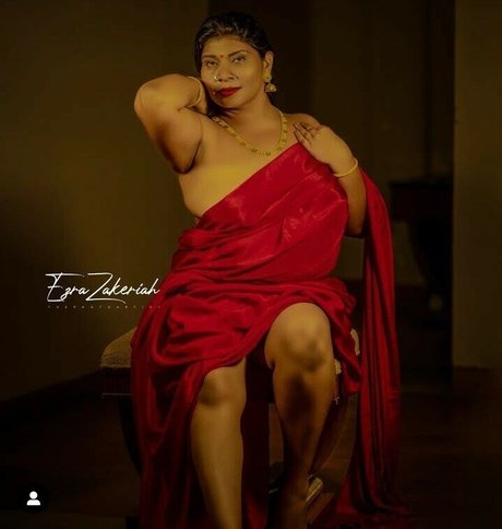 Foto desnuda filtrada de OnlyFans de Nandana Krishna
