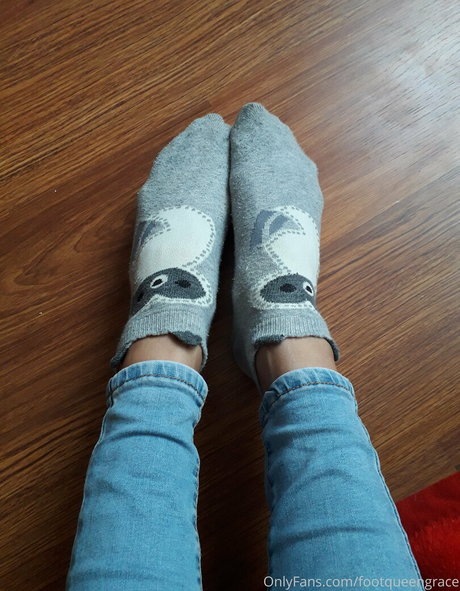 Footqueengrace