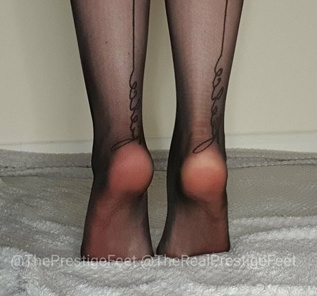 Foto desnuda filtrada de OnlyFans de Theprestigefeet