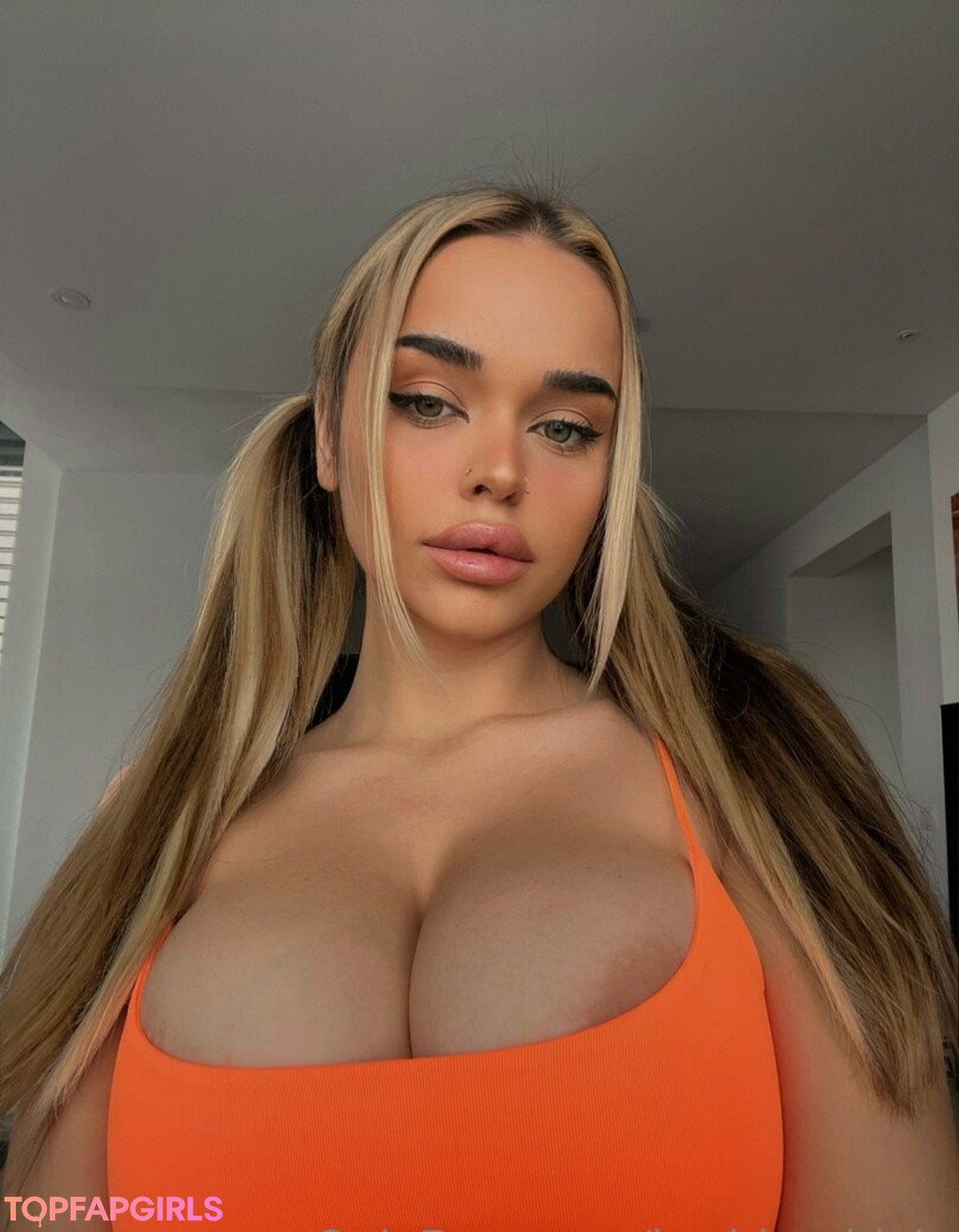 Foto desnuda filtrada de OnlyFans de Barbiefantasylucy #22 Foto desnuda filtrada de OnlyFans de Barbiefantasylucy #22