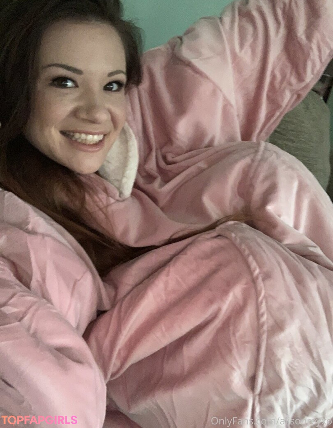 Foto desnuda filtrada de OnlyFans de Alisonreyxo #41 Foto desnuda filtrada de OnlyFans de Alisonreyxo #41