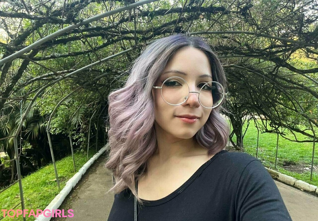 Foto desnuda filtrada de OnlyFans de Stormystella #8 Foto desnuda filtrada de OnlyFans de Stormystella #8