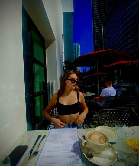 Foto desnuda filtrada de OnlyFans de Avaajayde