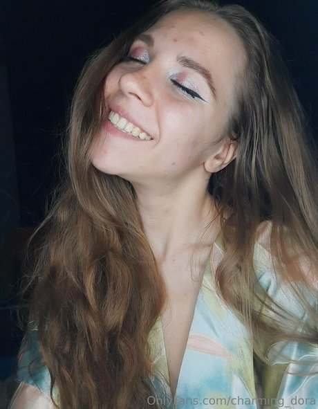 Charming_dora