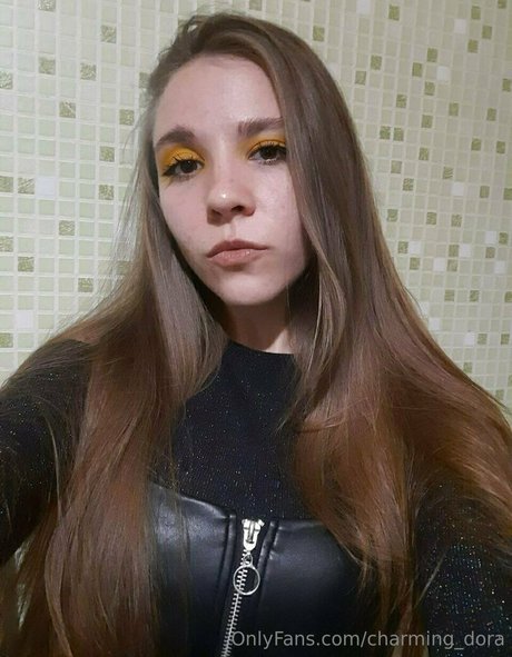 Charming_dora