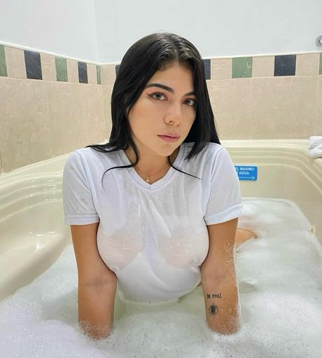 Foto desnuda filtrada de OnlyFans de Rostatle