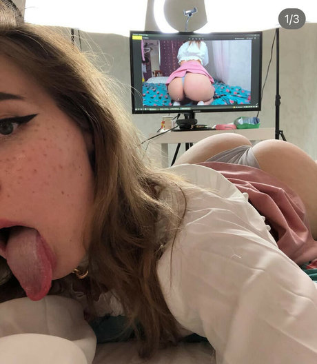 Foto desnuda filtrada de OnlyFans de Vivisquirrel