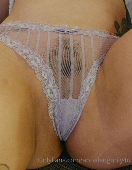 Foto desnuda filtrada de OnlyFans de Annalangonly4u