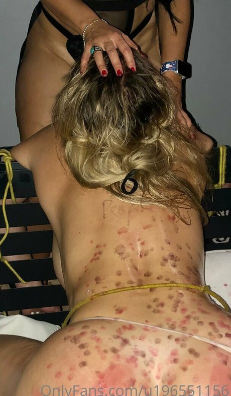 Foto desnuda filtrada de OnlyFans de Alissiaboobs