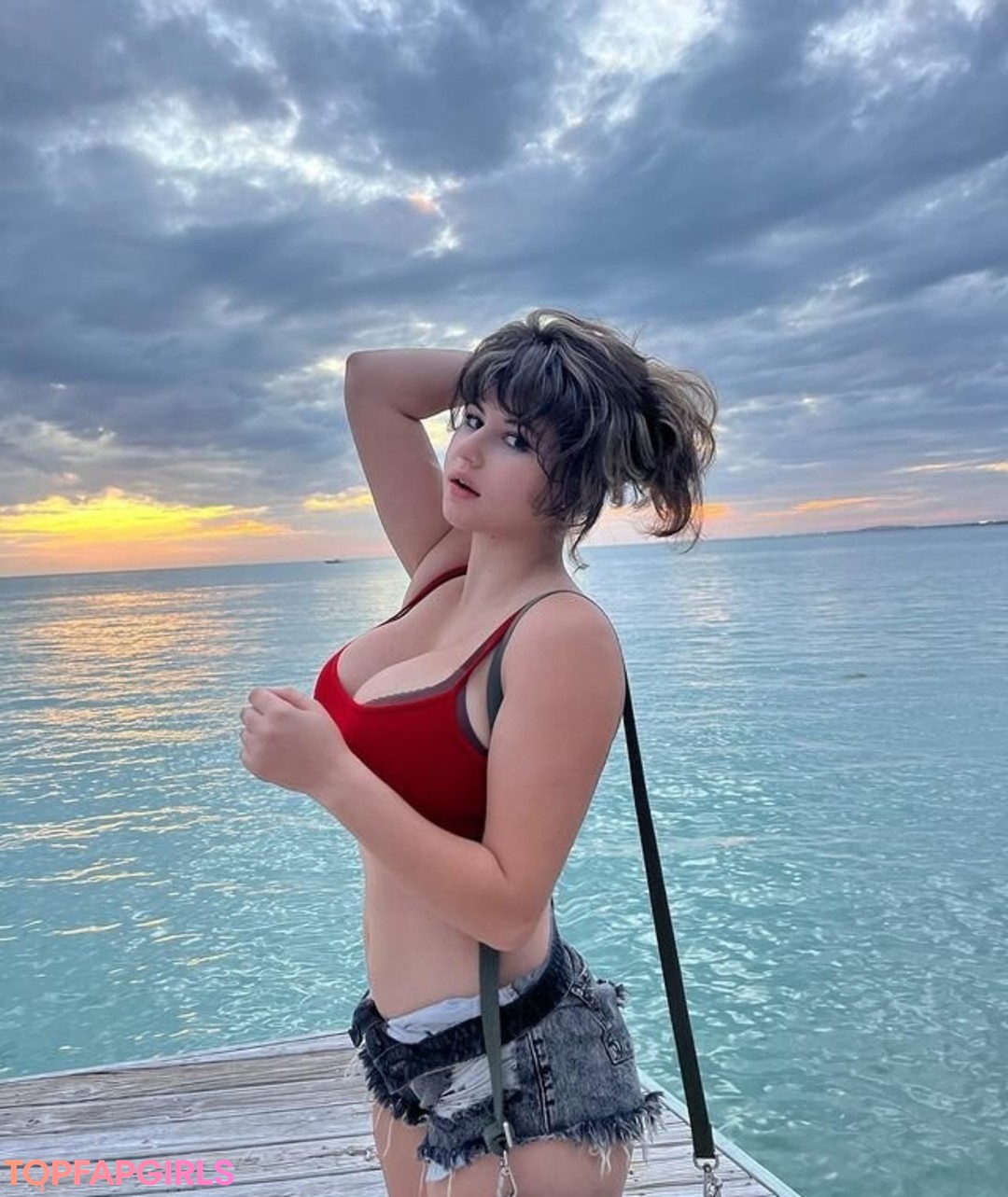 Foto desnuda filtrada de OnlyFans de Catfanmachinee #13 Foto desnuda filtrada de OnlyFans de Catfanmachinee #13