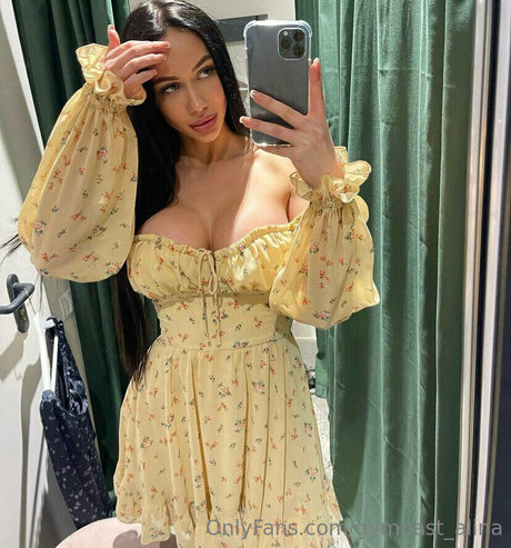 Foto desnuda filtrada de OnlyFans de Flexiblegirlhot