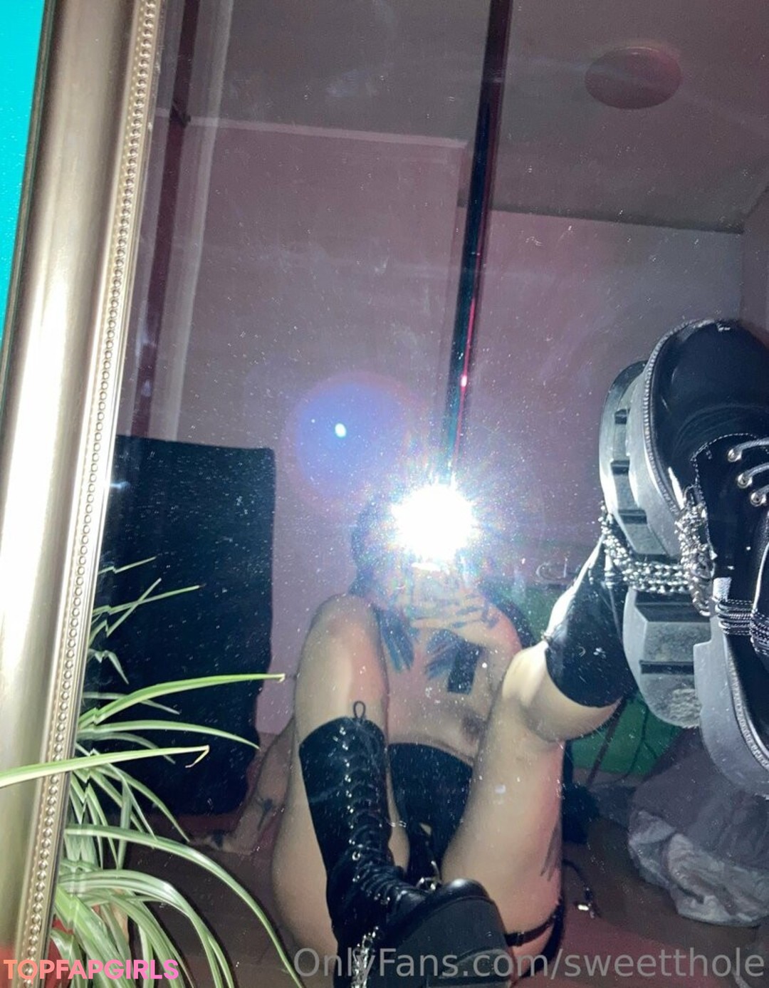 Foto desnuda filtrada de OnlyFans de Sweetthole #17 Foto desnuda filtrada de OnlyFans de Sweetthole #17