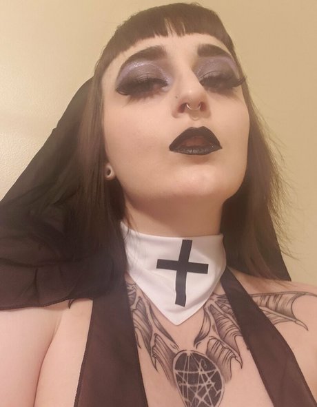 Foto desnuda filtrada de OnlyFans de Avidscreamer