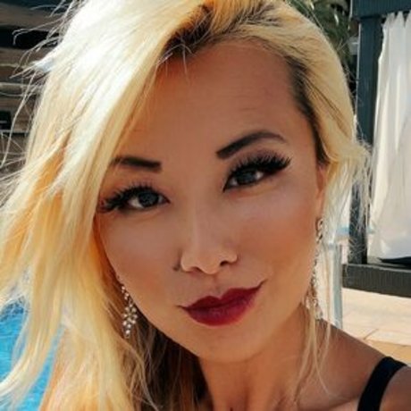 Foto desnuda filtrada de OnlyFans de Raina Huang
