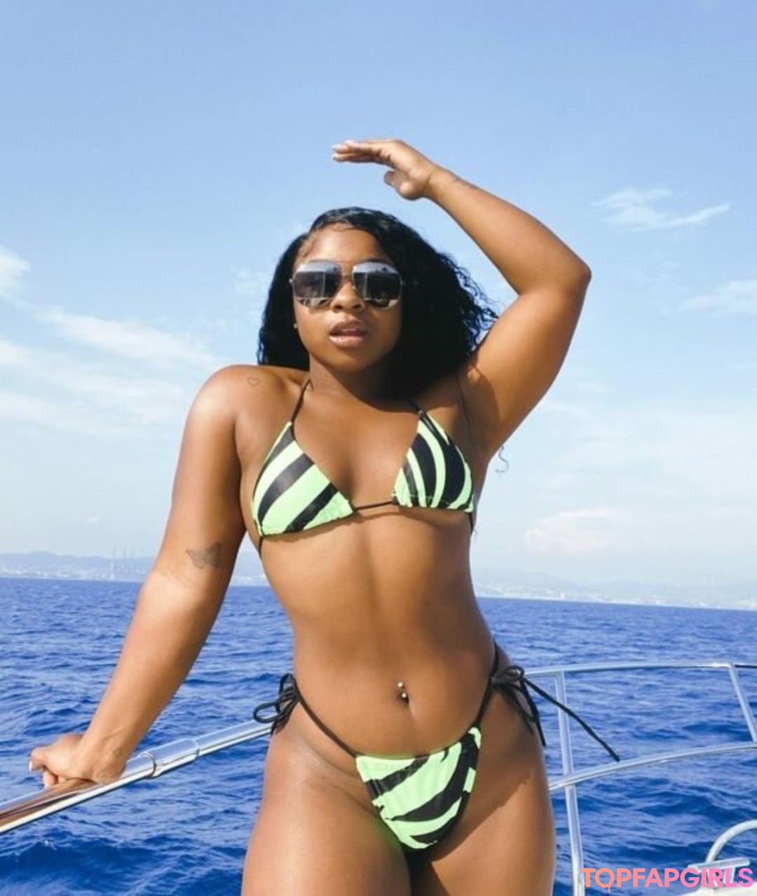 Foto desnuda filtrada de OnlyFans de Itsreginaecarter #5 Foto desnuda filtrada de OnlyFans de Itsreginaecarter #5