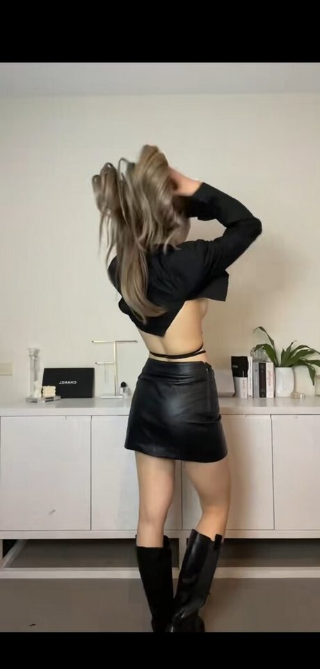 Chloe Zhu
