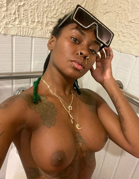 Foto desnuda filtrada de OnlyFans de Mercuryfree