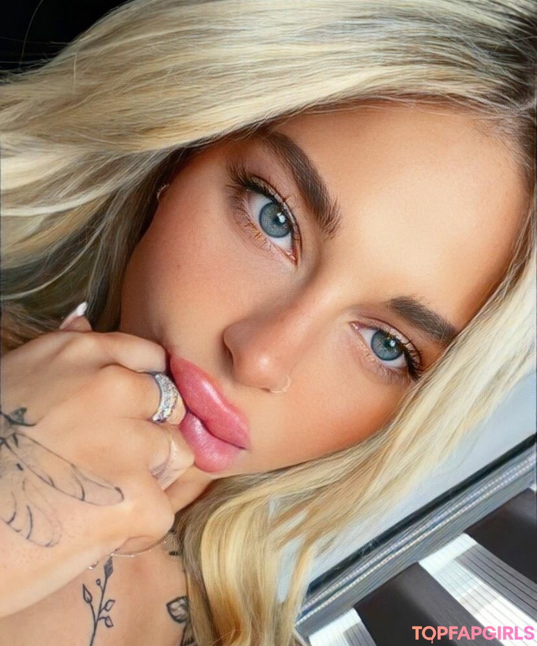 Foto desnuda filtrada de OnlyFans de Angelika Kramer #29 Foto desnuda filtrada de OnlyFans de Angelika Kramer #29