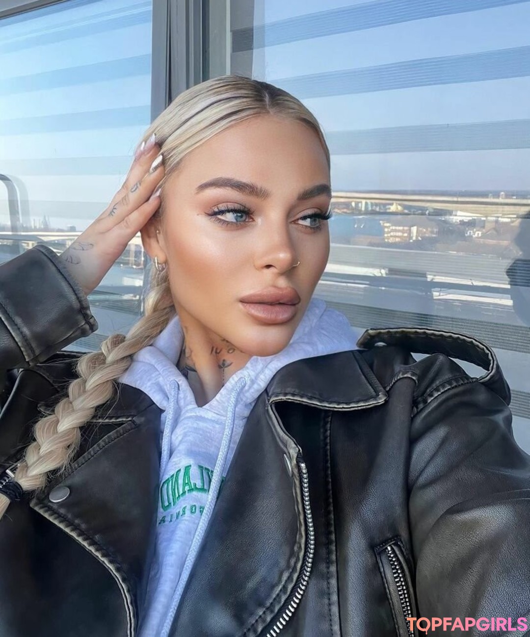 Foto desnuda filtrada de OnlyFans de Angelika Kramer #57 Foto desnuda filtrada de OnlyFans de Angelika Kramer #57
