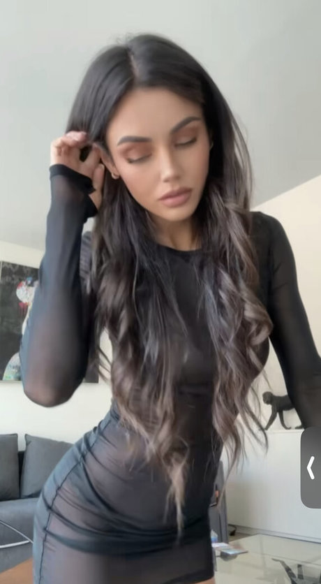 Foto desnuda filtrada de OnlyFans de Zoe Evans
