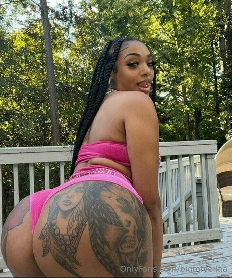 Foto desnuda filtrada de OnlyFans de Bigmfyellaa