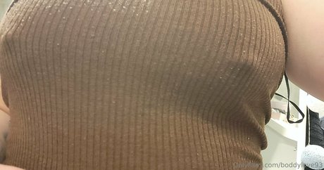Foto desnuda filtrada de OnlyFans de Boddylove93
