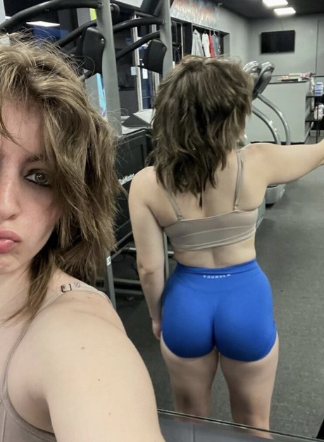 Foto desnuda filtrada de OnlyFans de Nadia Dubeac